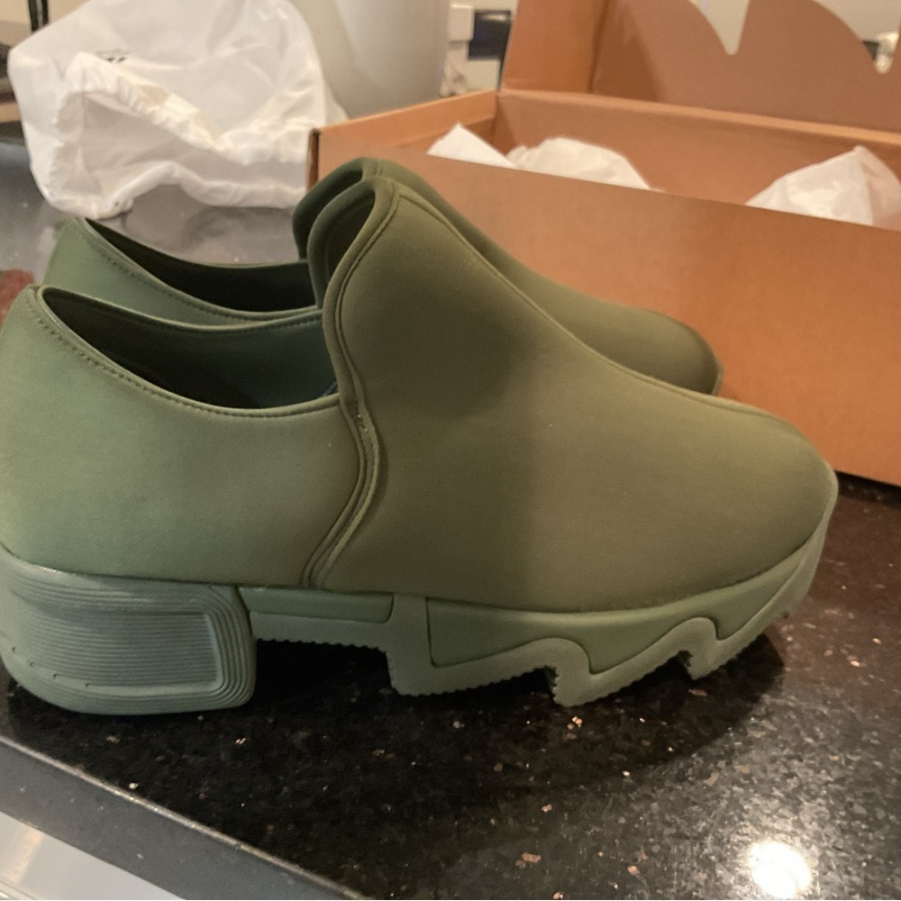 Iri Green Chunky Platform Boots sneakers